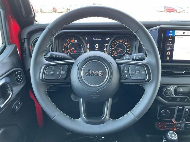 Used 2025 Jeep Wrangler Unlimited Rubicon image 14