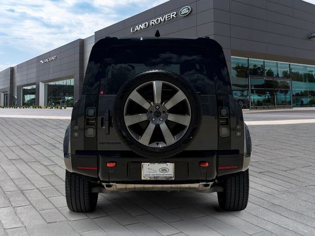 Used 2026 Land Rover Defender 110 X AWD/4WD image 4
