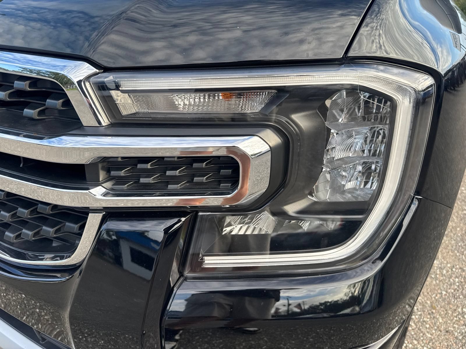 Used 2024 Ford Ranger XLT w/ Trailer Tow Package AWD/4WD image 14