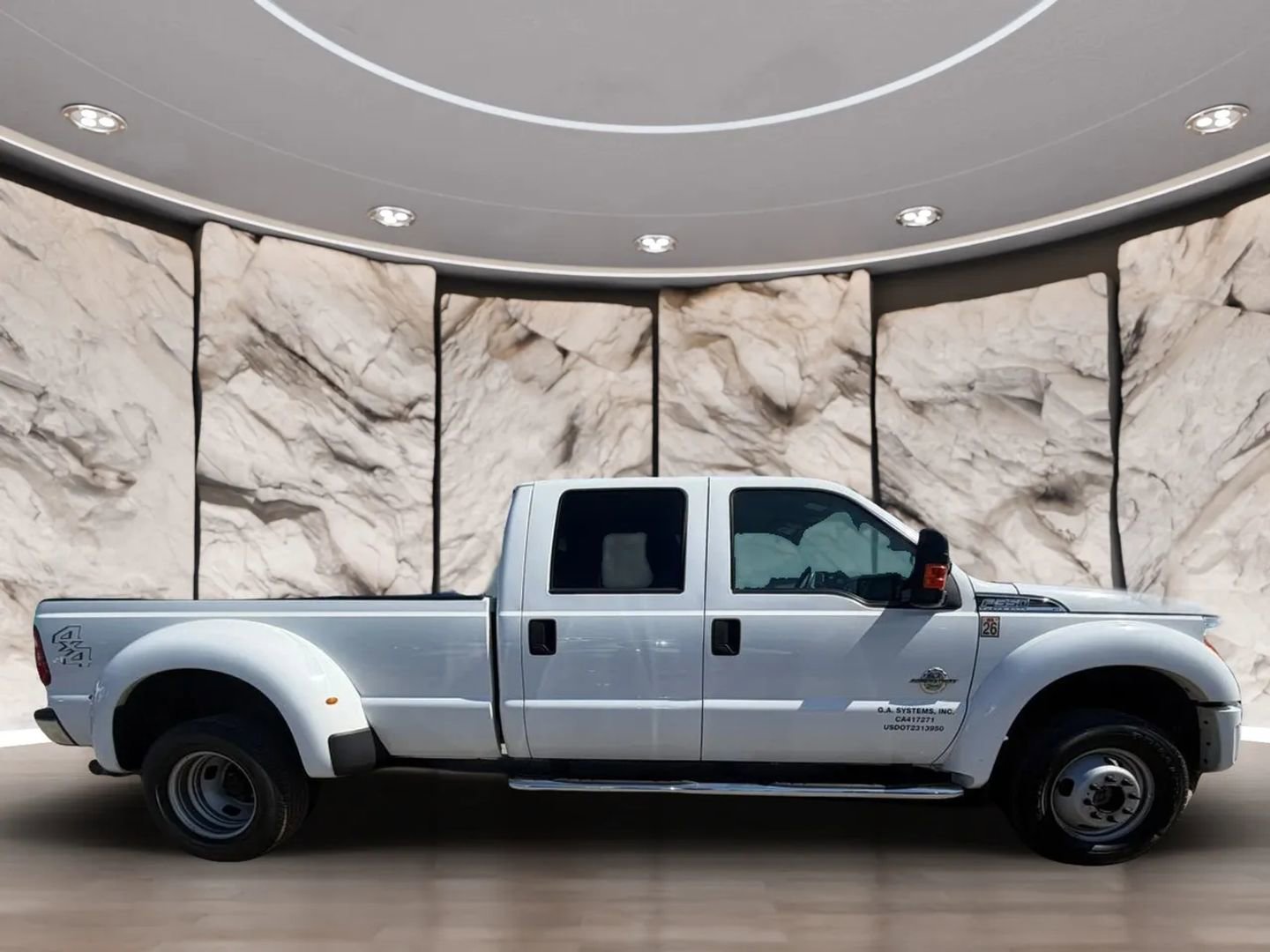Used 2016 Ford F350 XLT w/ XLT Value Package AWD/4WD image 4