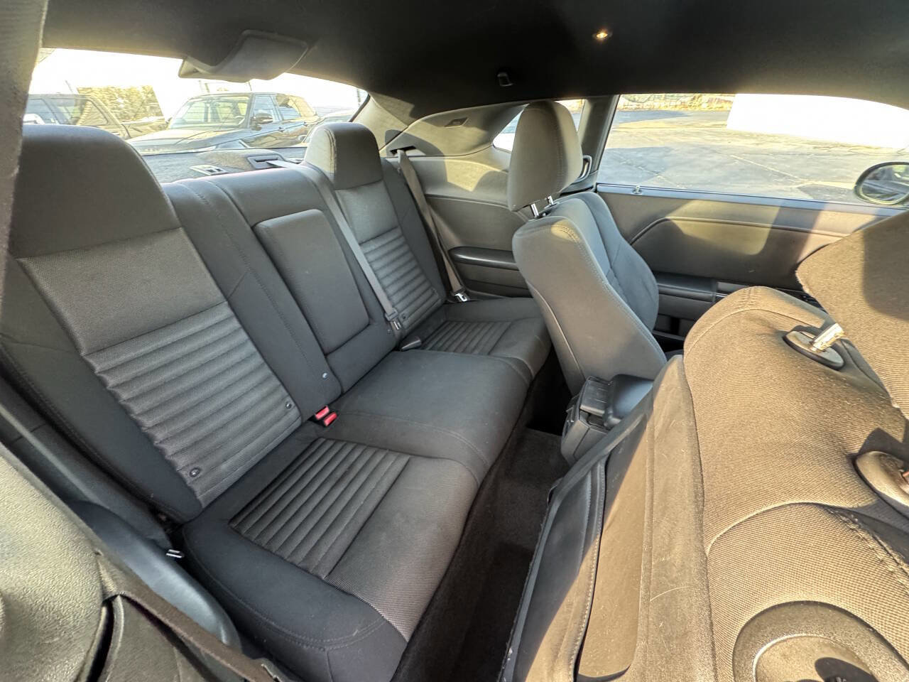 Used 2014 Dodge Challenger SXT RWD image 12