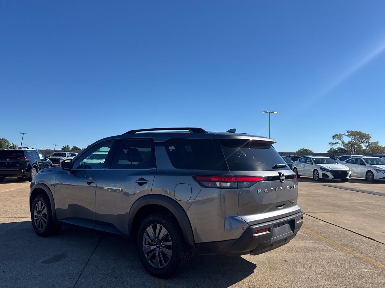 Certified 2024 Nissan Pathfinder SV w/ Cargo Package AWD/4WD image 15
