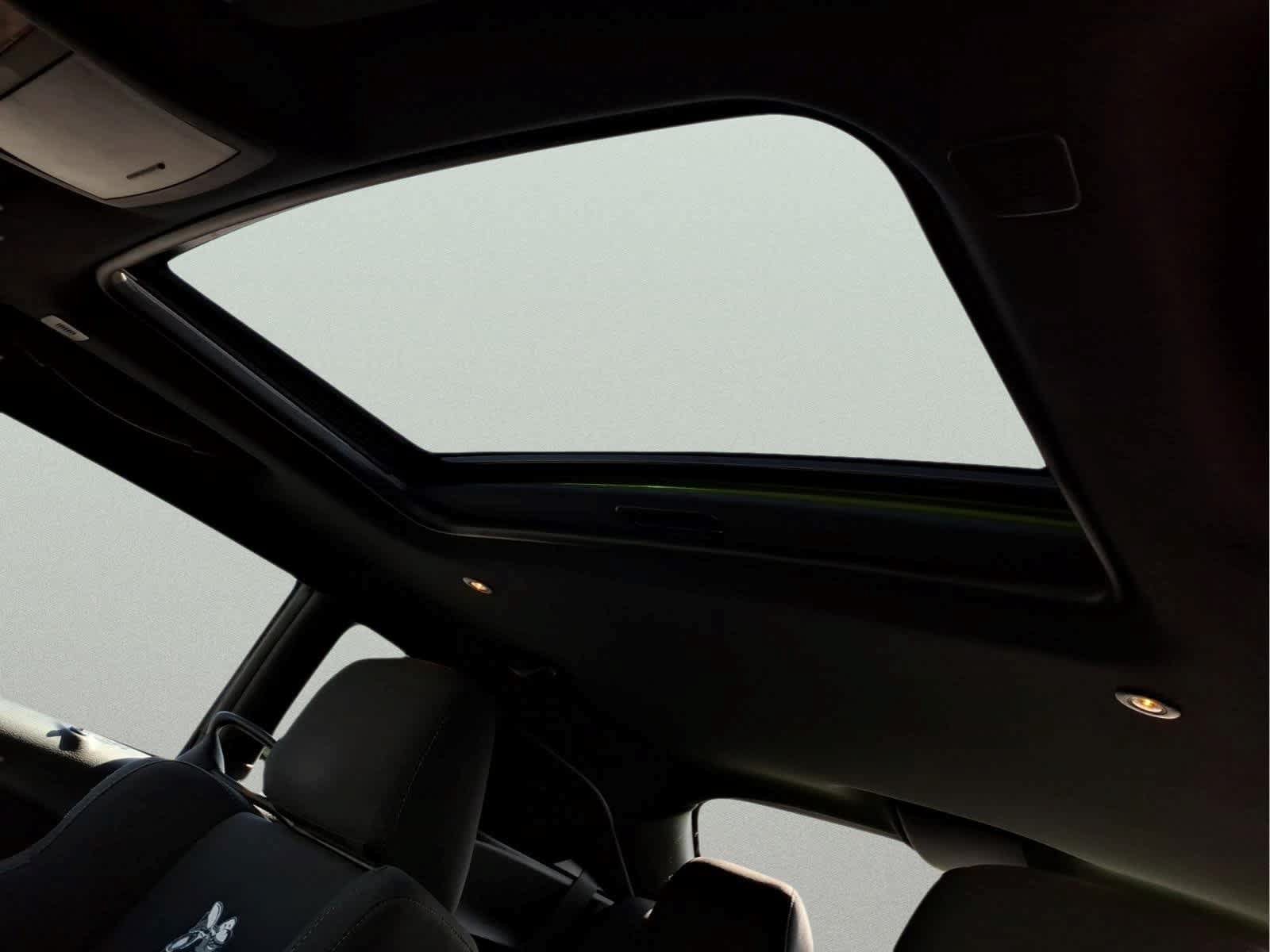 Used 2019 Dodge Challenger R/T Scat Pack RWD image 18