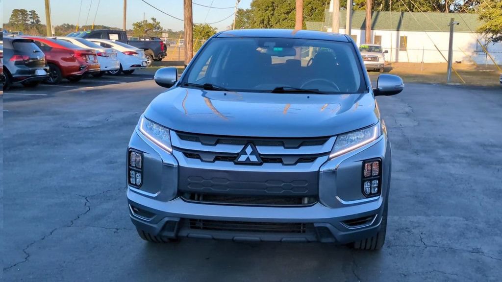 Used 2021 Mitsubishi Outlander Sport SE image 3