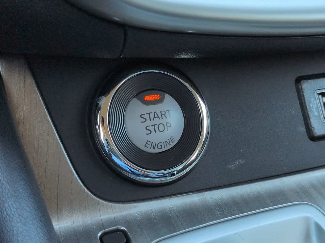 Used 2018 Nissan Murano S w/ Cargo Package FWD image 26