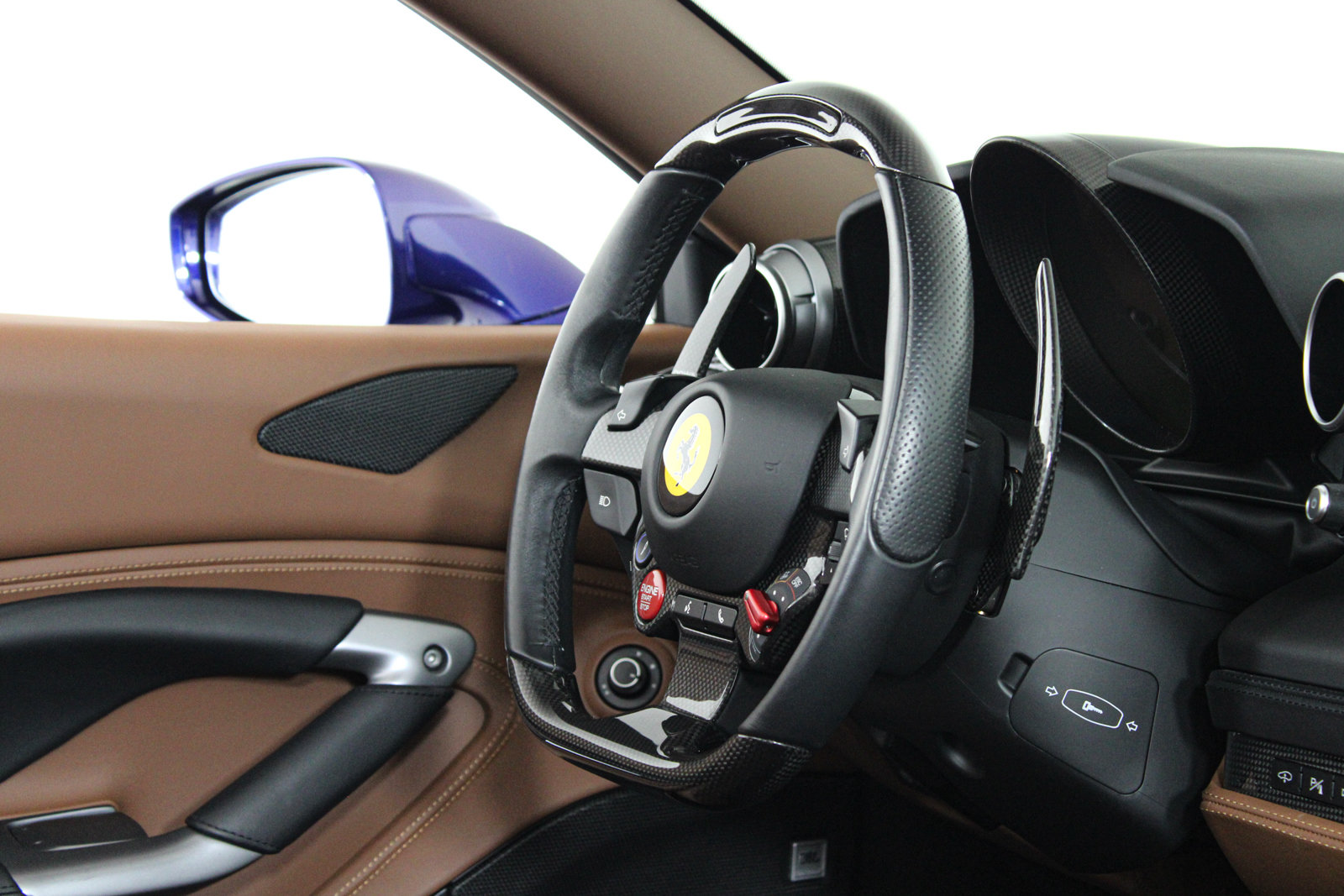 Certified 2023 Ferrari F8 Tributo RWD image 35