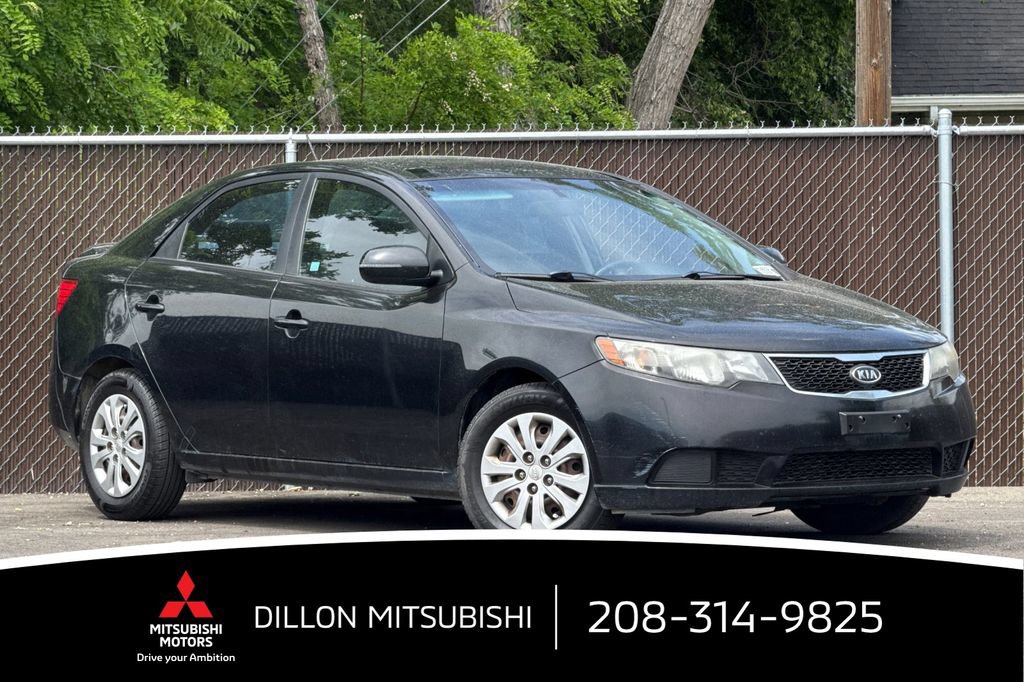 Used 2011 Kia Forte EX FWD image 2