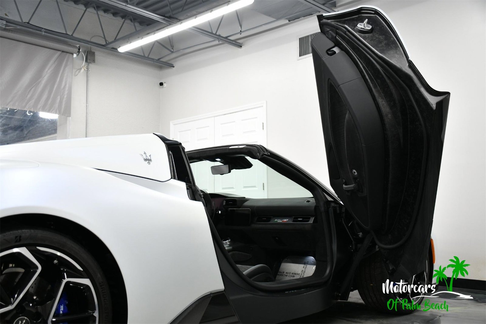 Used 2023 Maserati MC20 Spyder image 47