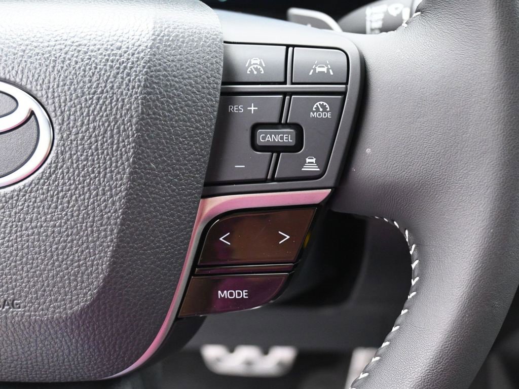 Certified 2025 Toyota Camry SE image 17