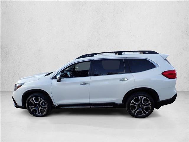 Used 2023 Subaru Ascent Touring AWD/4WD image 2