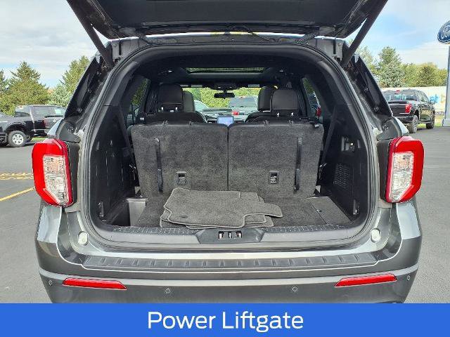 Certified 2020 Ford Explorer XLT w/ Equipment Group 202A image 6
