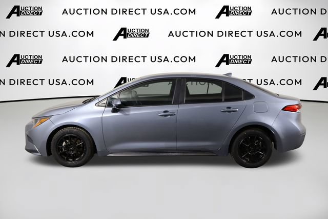Used 2025 Toyota Corolla LE w/ Convenience Package FWD image 5