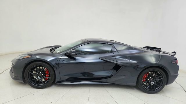 Used 2024 Chevrolet Corvette Z06 w/ Stealth Interior Trim Package image 10