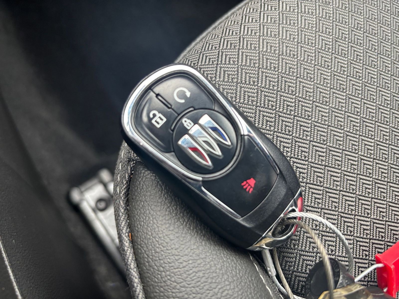 Used 2025 Buick Encore GX Preferred image 22