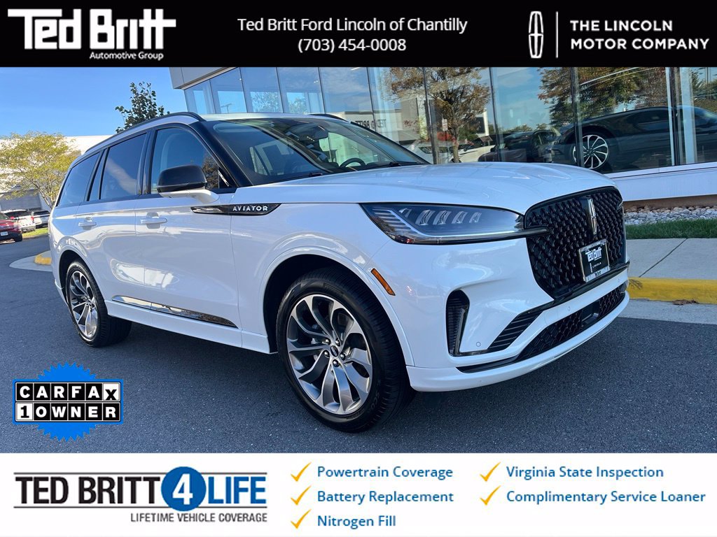 Used 2026 Lincoln Aviator AWD image 1
