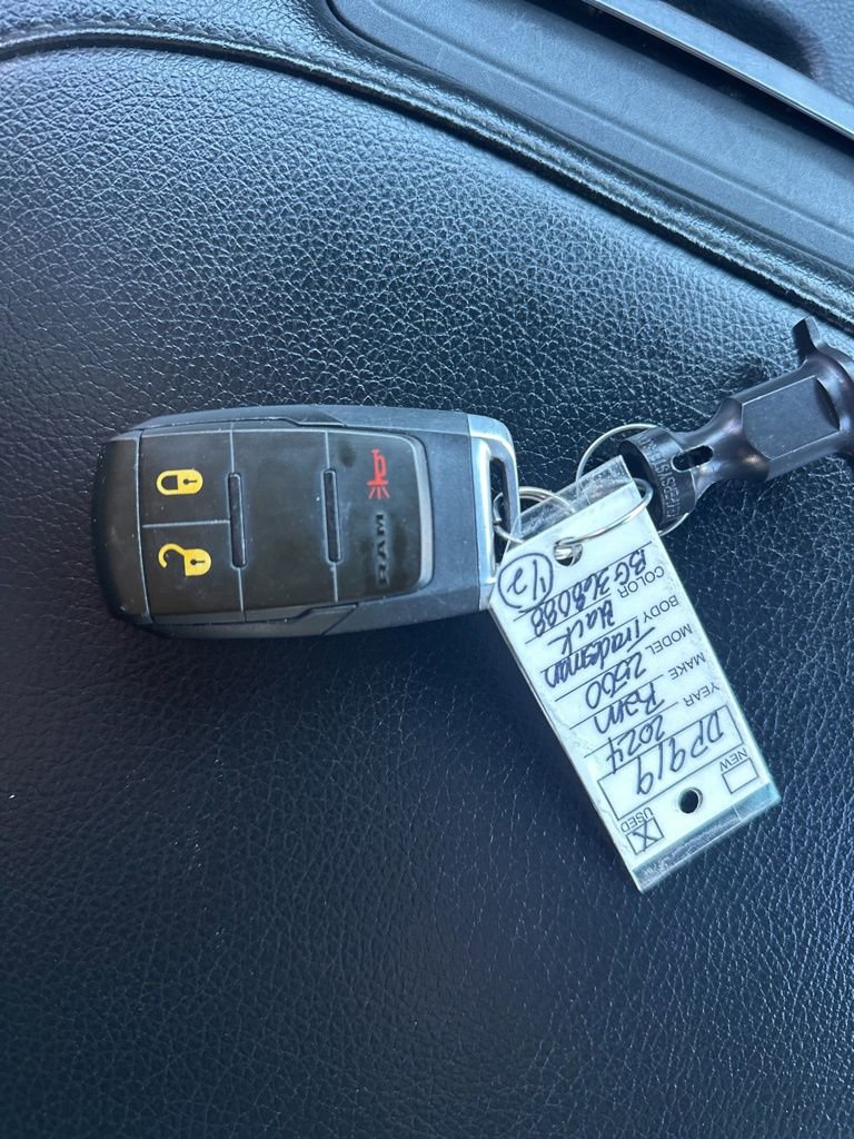 Used 2024 RAM 2500 Tradesman image 31