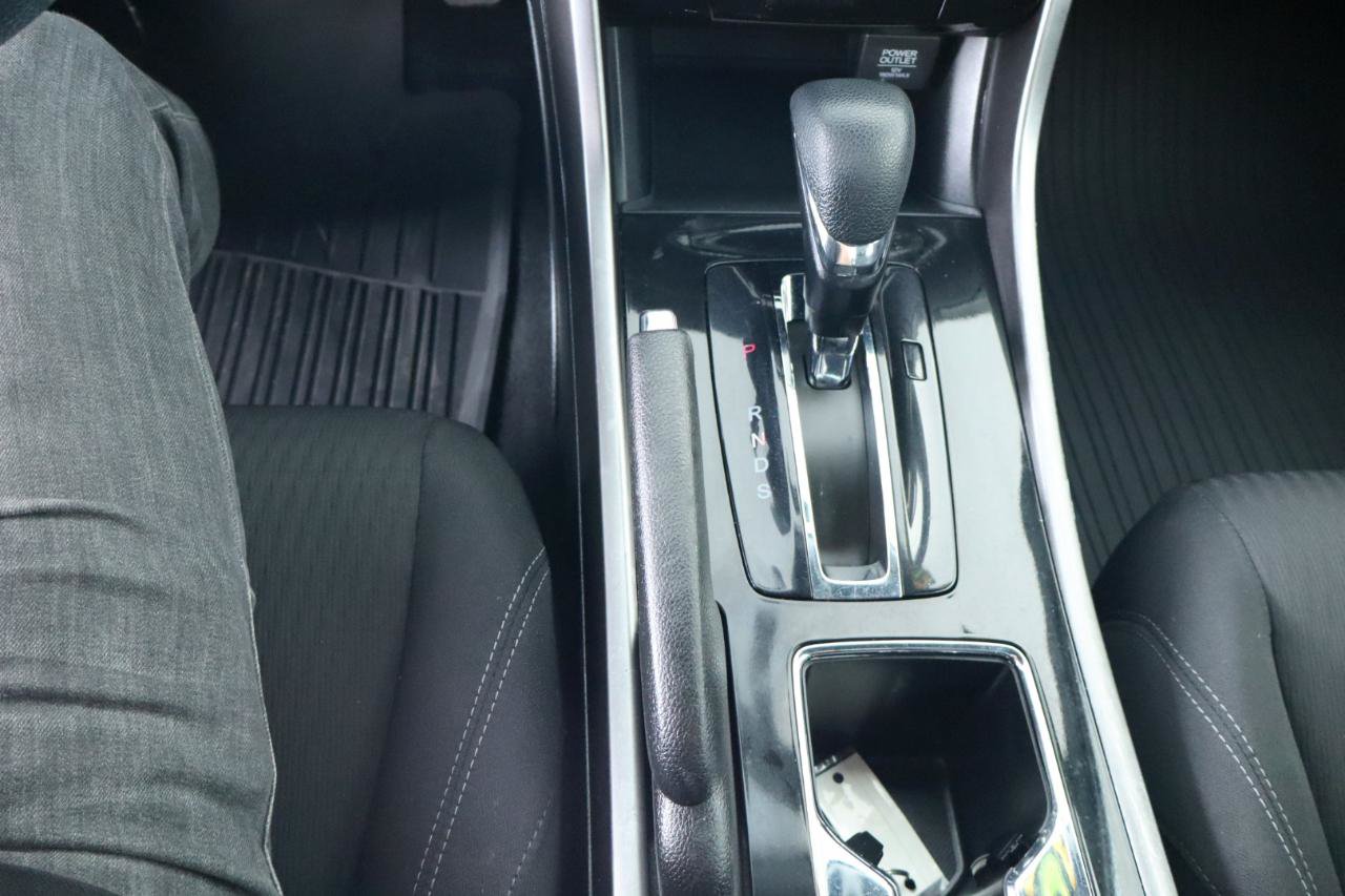 Used 2016 Honda Accord EX image 26