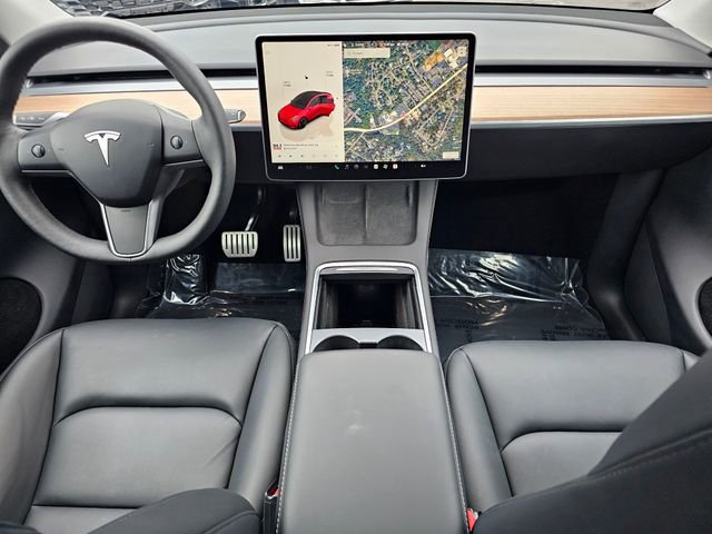 Used 2024 Tesla Model Y Performance image 26