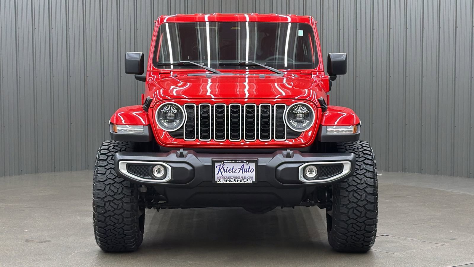 Used 2025 Jeep Wrangler Unlimited Sahara AWD/4WD image 8