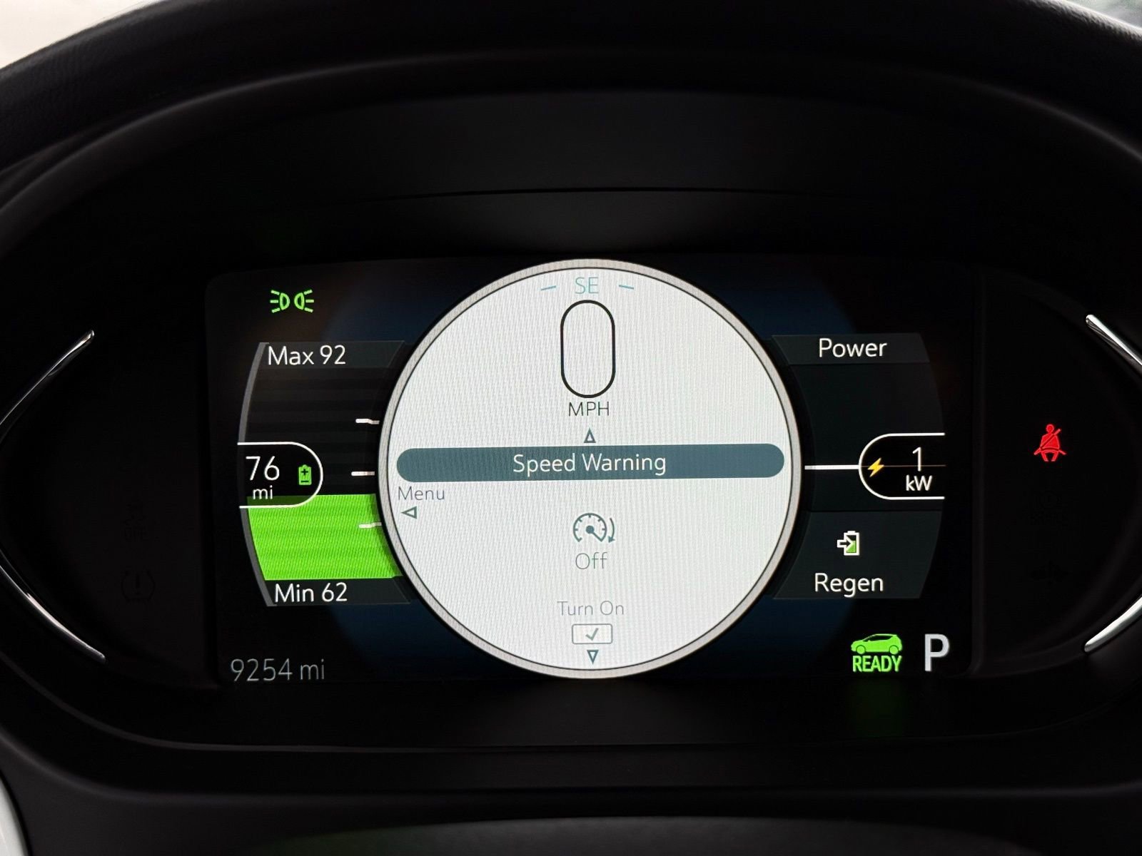 Used 2018 Chevrolet Bolt LT FWD image 33