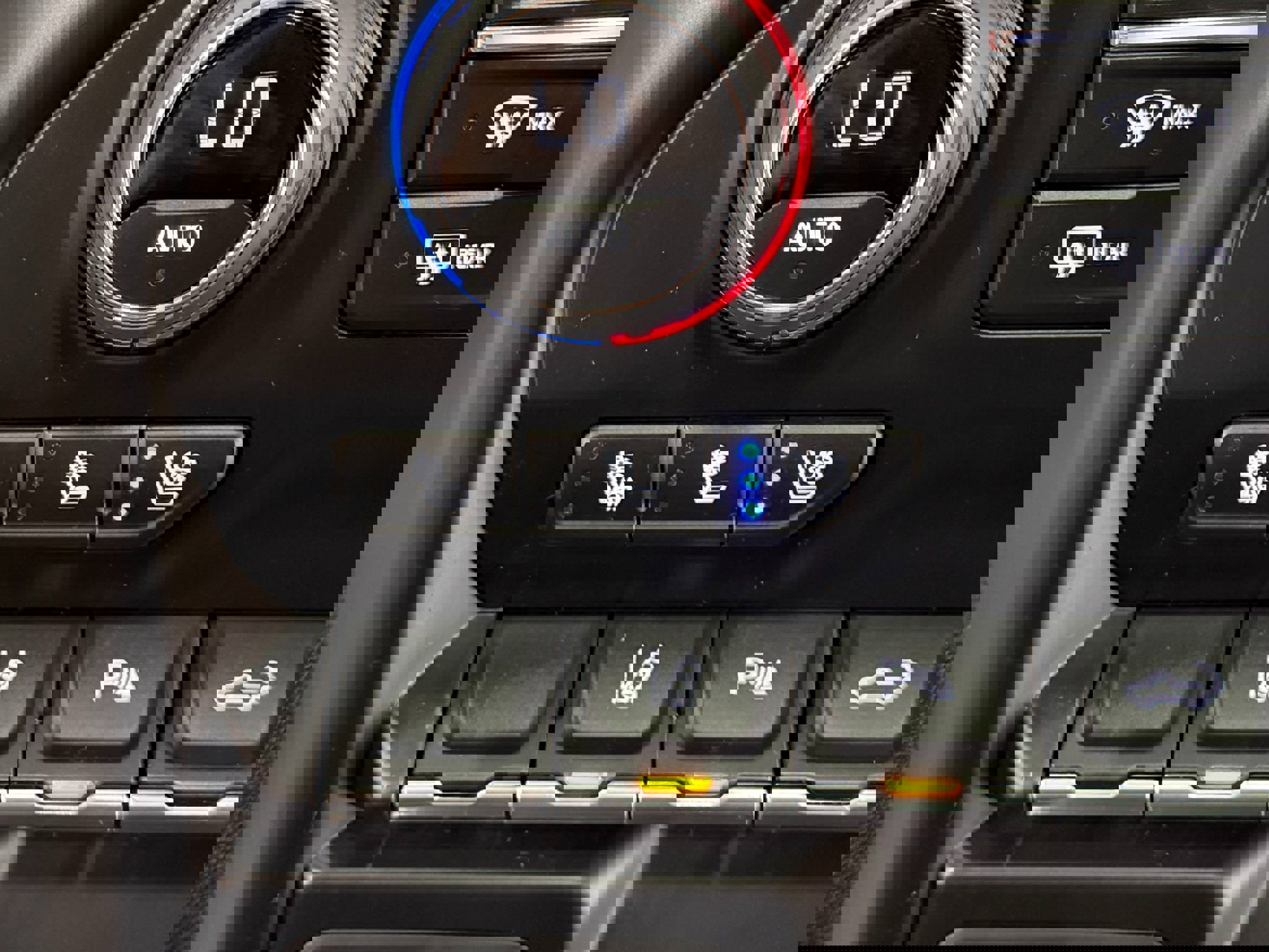 Used 2022 Chevrolet Silverado 2500 LTZ w/ LTZ Plus Package image 26