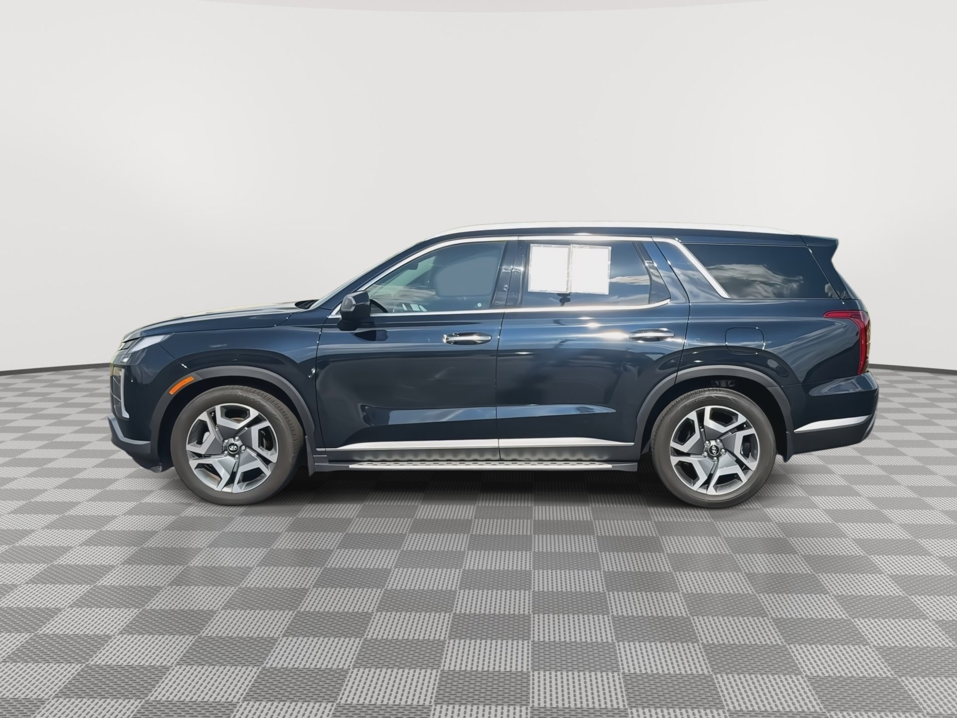 Used 2025 Hyundai Palisade SEL FWD image 6