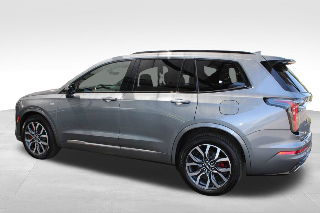 Used 2022 Cadillac XT6 Sport AWD/4WD image 13