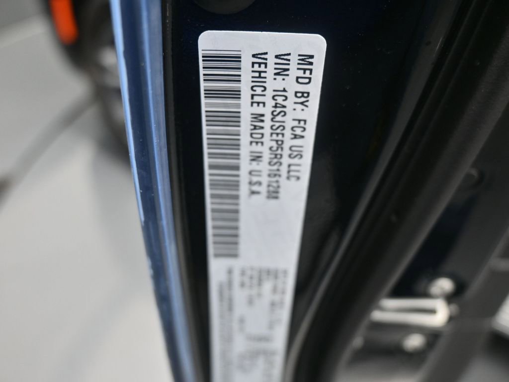 Used 2024 Jeep Grand Wagoneer L 4WD image 18