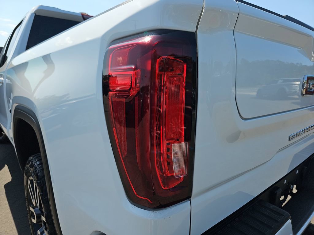 Used 2024 GMC Sierra 1500 AT4 w/ Technology Package image 37