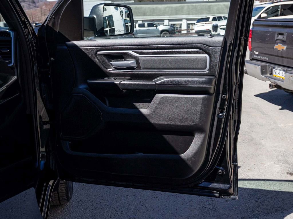 Used 2023 RAM 1500 Big Horn AWD/4WD image 12