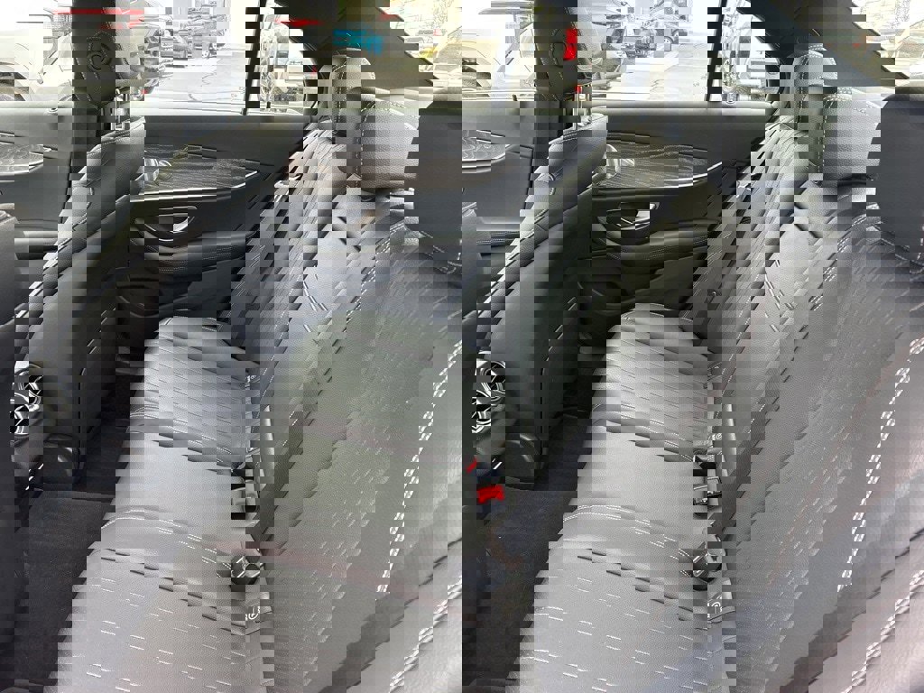 Used 2021 Mercedes-Benz E 350 Sedan image 15