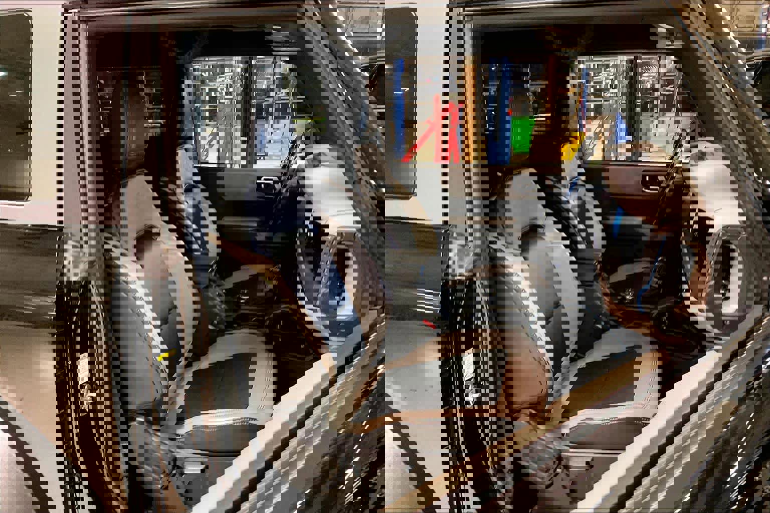 Used 2022 Ford Bronco Wildtrak image 8