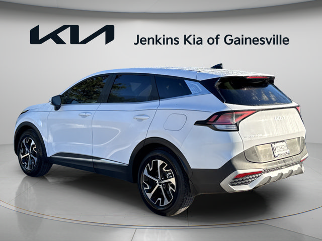 Used 2023 Kia Sportage EX FWD image 5