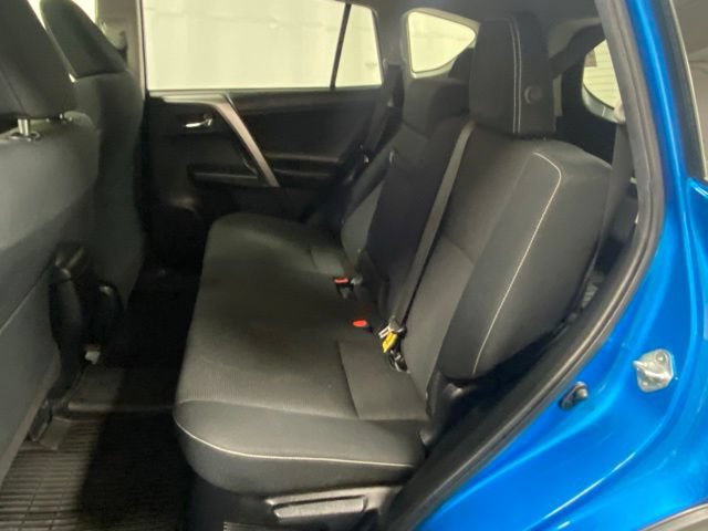 Used 2018 Toyota RAV4 XLE w/ Convenience Package AWD/4WD image 13
