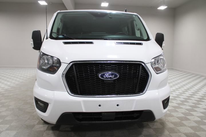 Used 2022 Ford Transit 350 XLT image 2