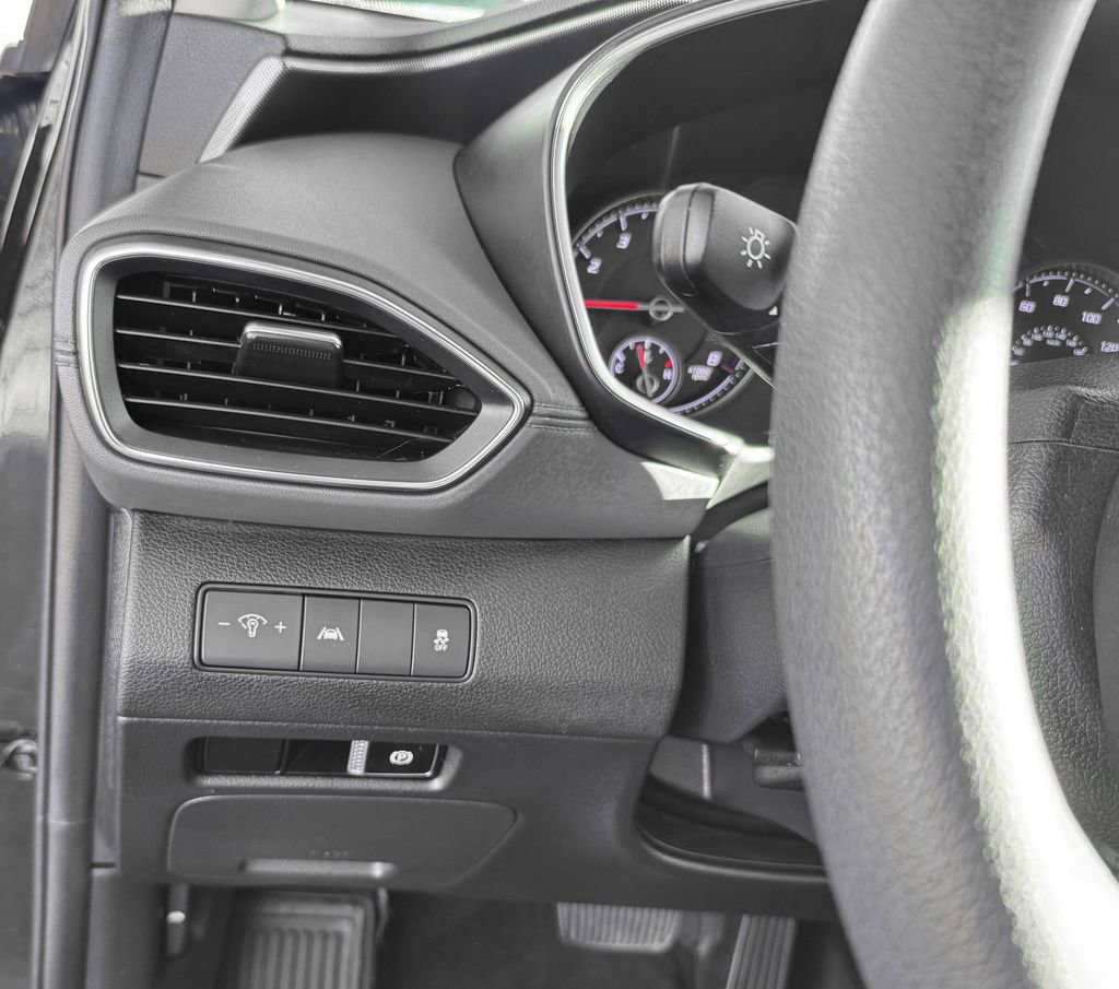 Used 2022 Hyundai Santa Fe SEL image 12