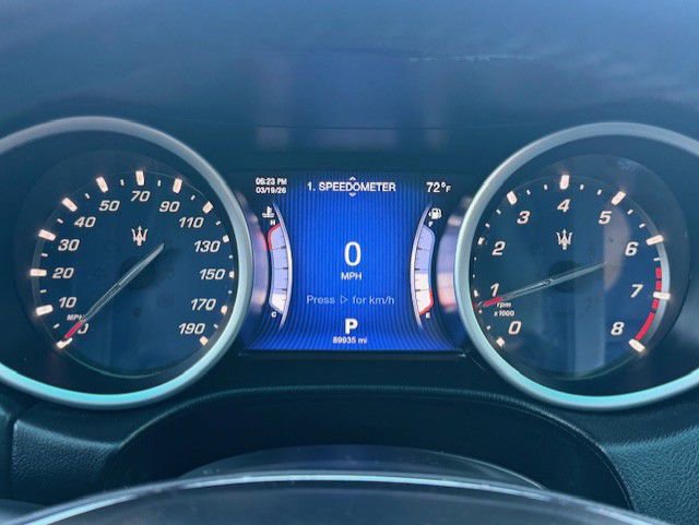 Used 2015 Maserati Ghibli RWD image 31