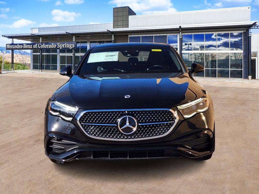 New 2025 Mercedes-Benz E 350 4MATIC Sedan image 2