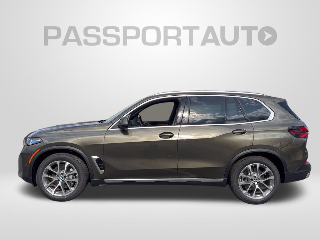 New 2026 BMW X5 xDrive40i w/ Premium Package AWD/4WD image 3
