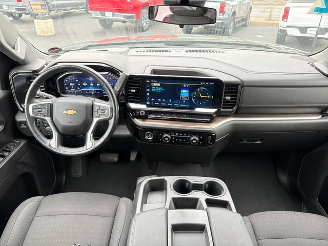 Certified 2022 Chevrolet Silverado 1500 LT AWD/4WD image 12