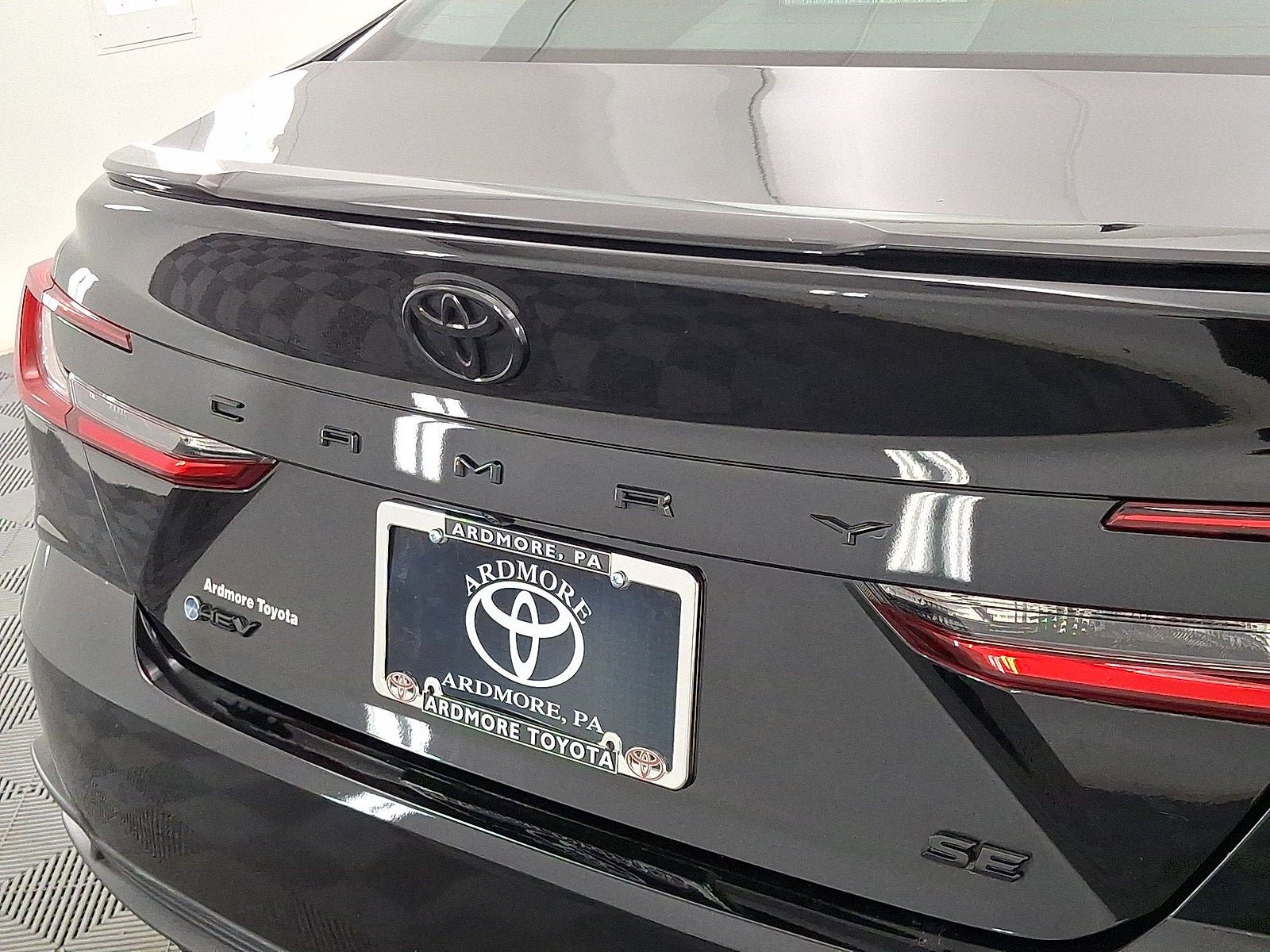 Certified 2025 Toyota Camry SE FWD image 15