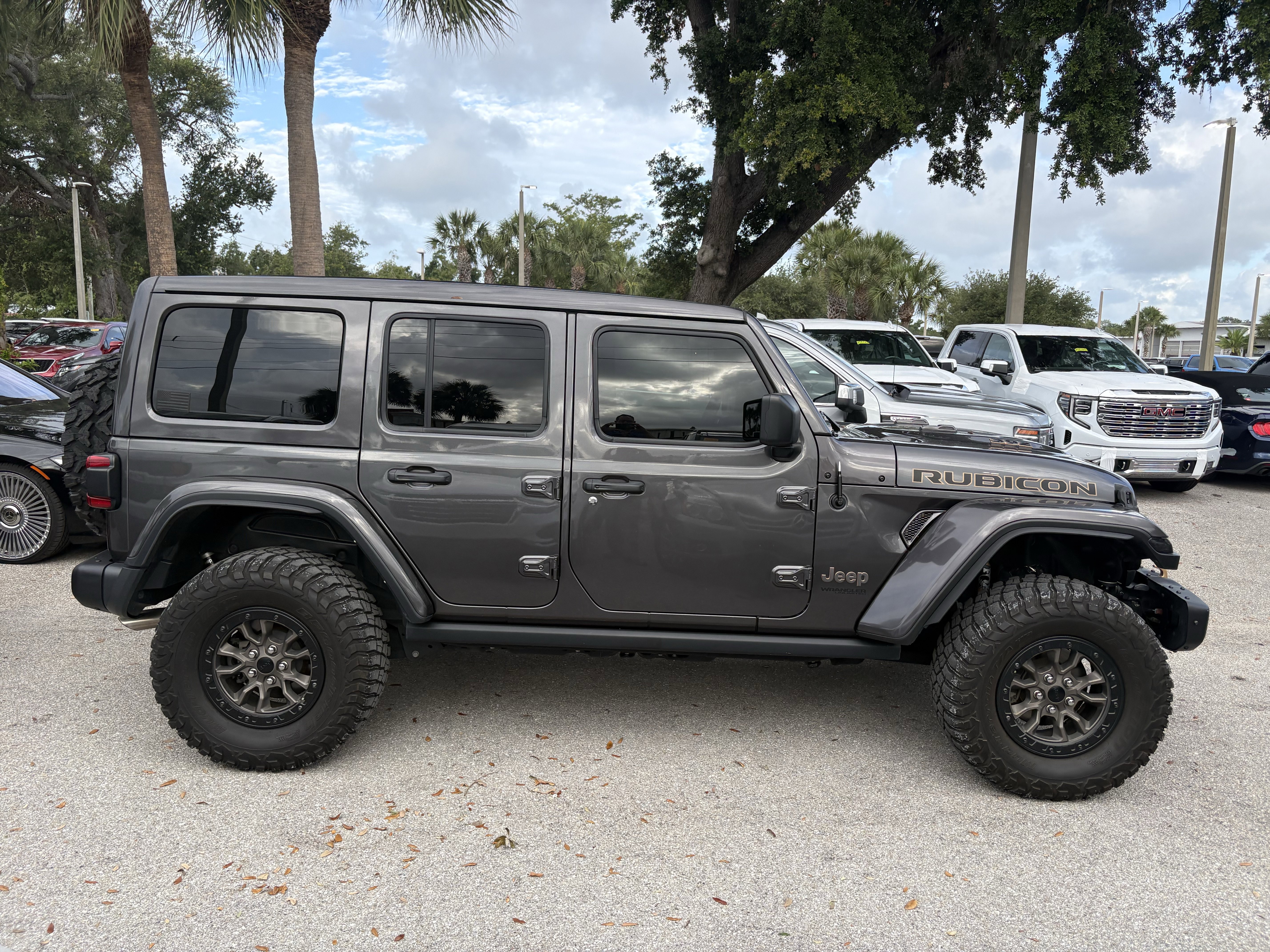 Used 2021 Jeep Wrangler Unlimited Rubicon w/ Trailer Tow Package AWD/4WD image 8