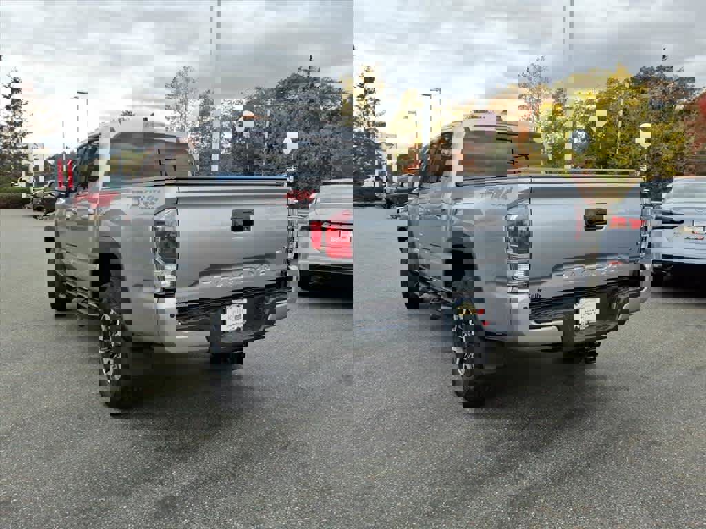 Used 2021 Toyota Tacoma TRD Off-Road w/ Technology Package image 7