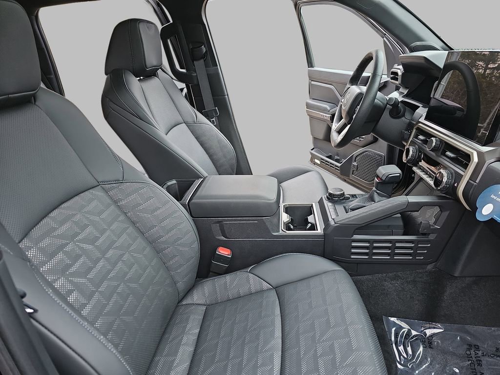 Used 2024 Toyota Tacoma TRD Sport w/ TRD Sport Premium Package image 13