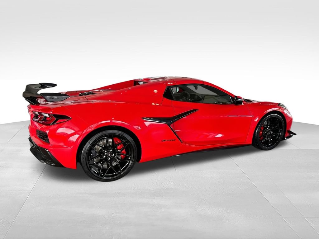 New 2026 Chevrolet Corvette Z06 RWD image 9