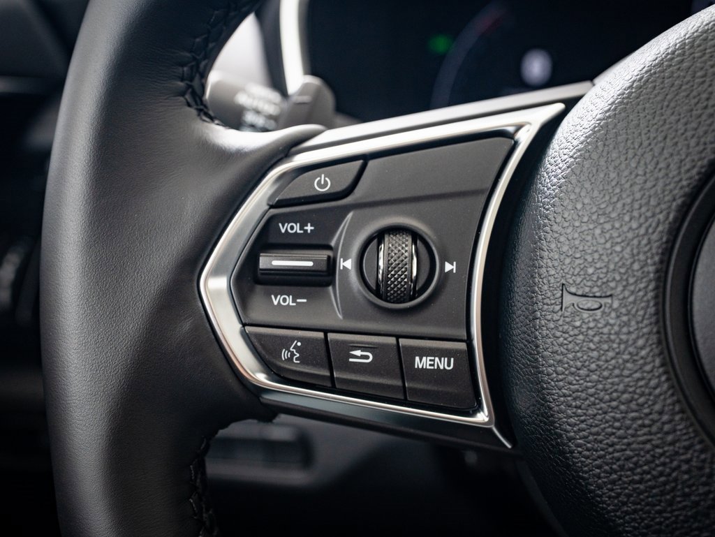 Used 2025 Acura MDX SH-AWD w/ Technology Package image 25