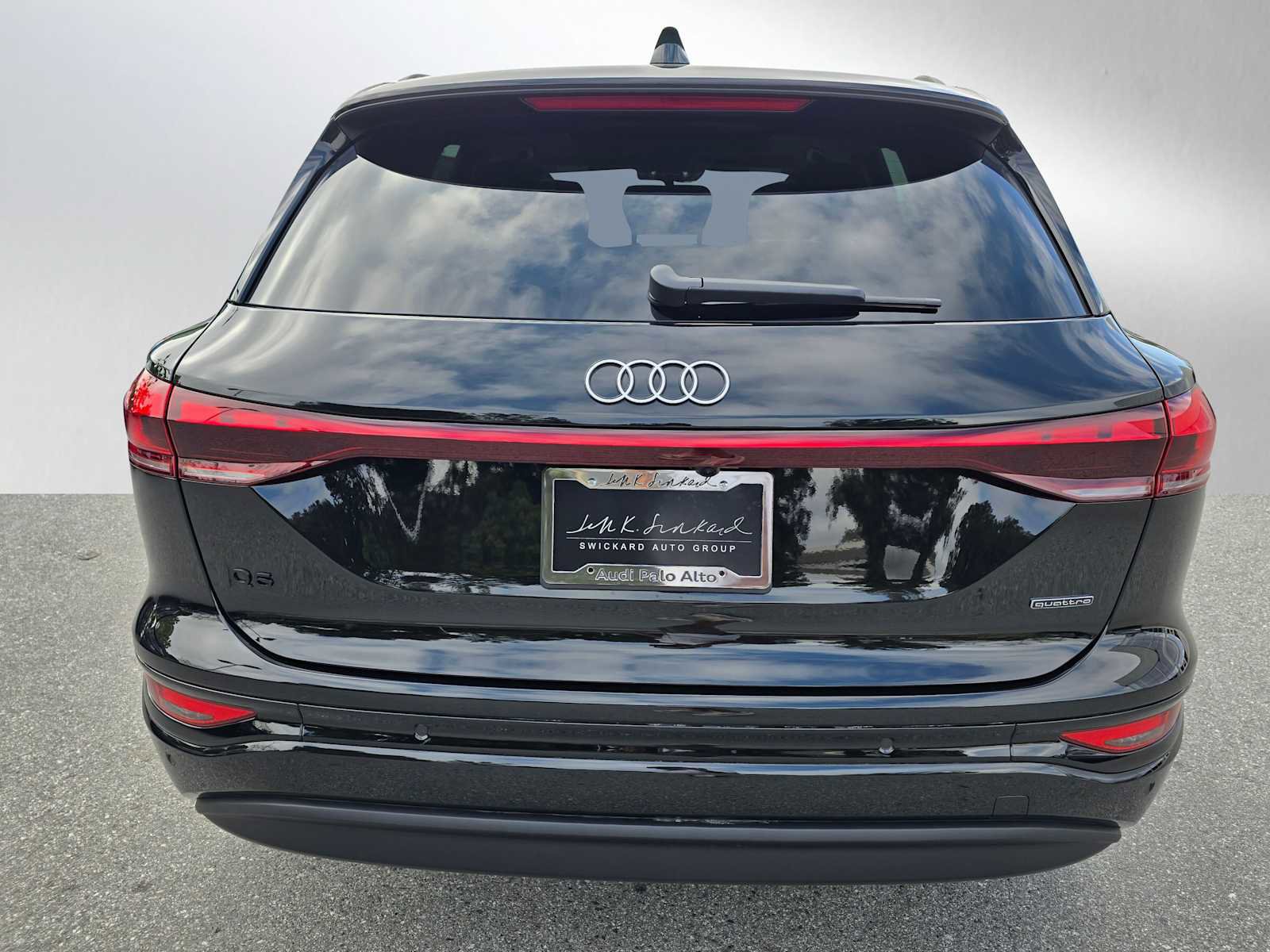 New 2025 Audi Q6 e-tron Premium Plus image 4