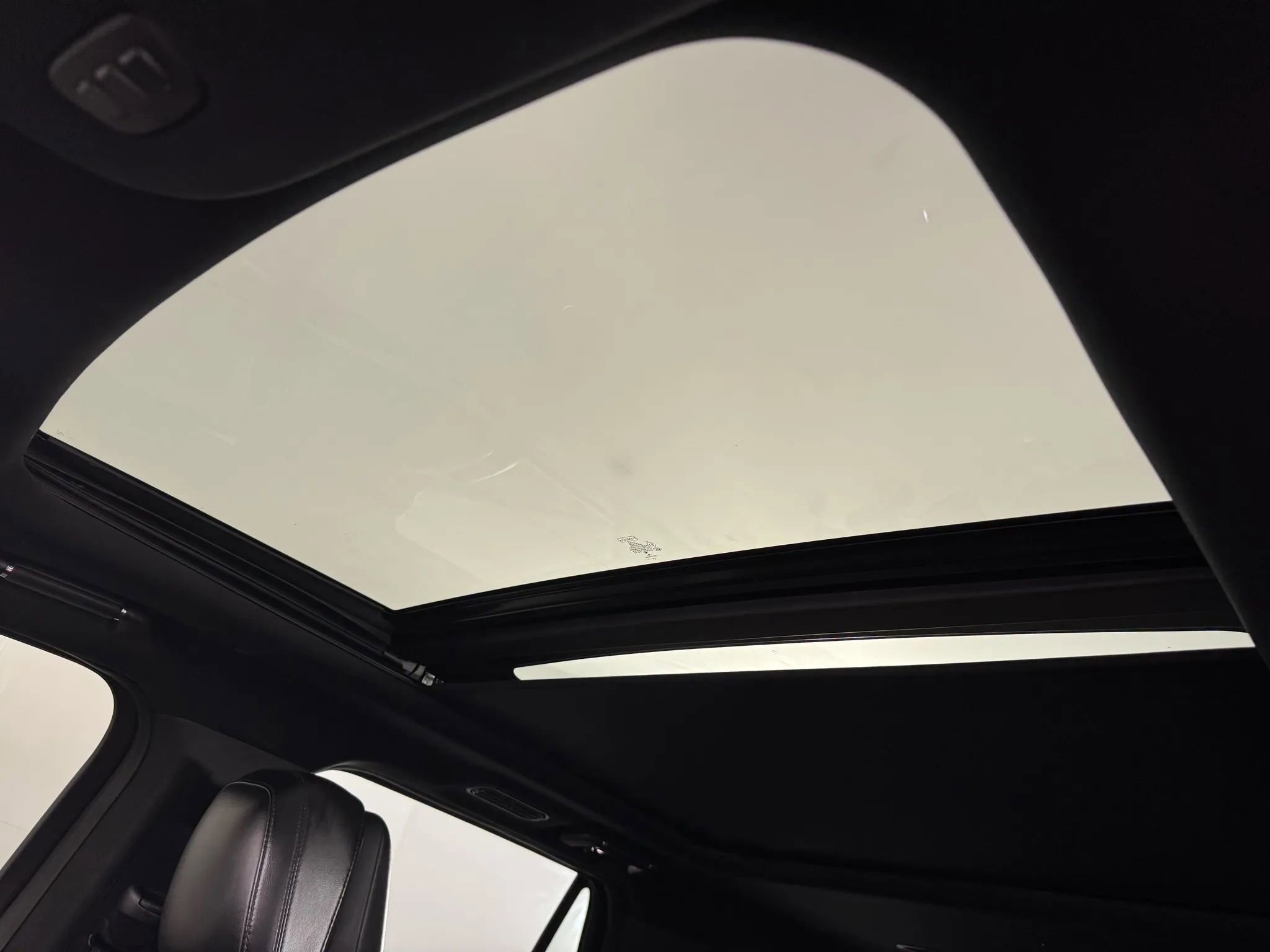 Used 2020 Lincoln Navigator L Reserve w/ Equipment Group 208A Reserve image 25