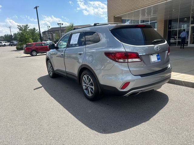 Used 2018 Hyundai Santa Fe SE FWD image 2