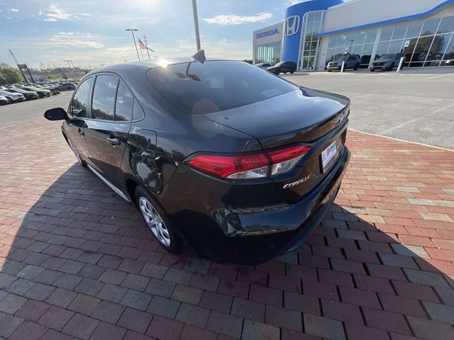 Used 2022 Toyota Corolla LE image 30